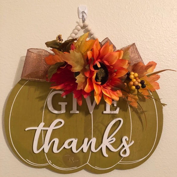 Give Thanks Flowers Fall Thanksgiving Sign Decor - Picture 2 of 9